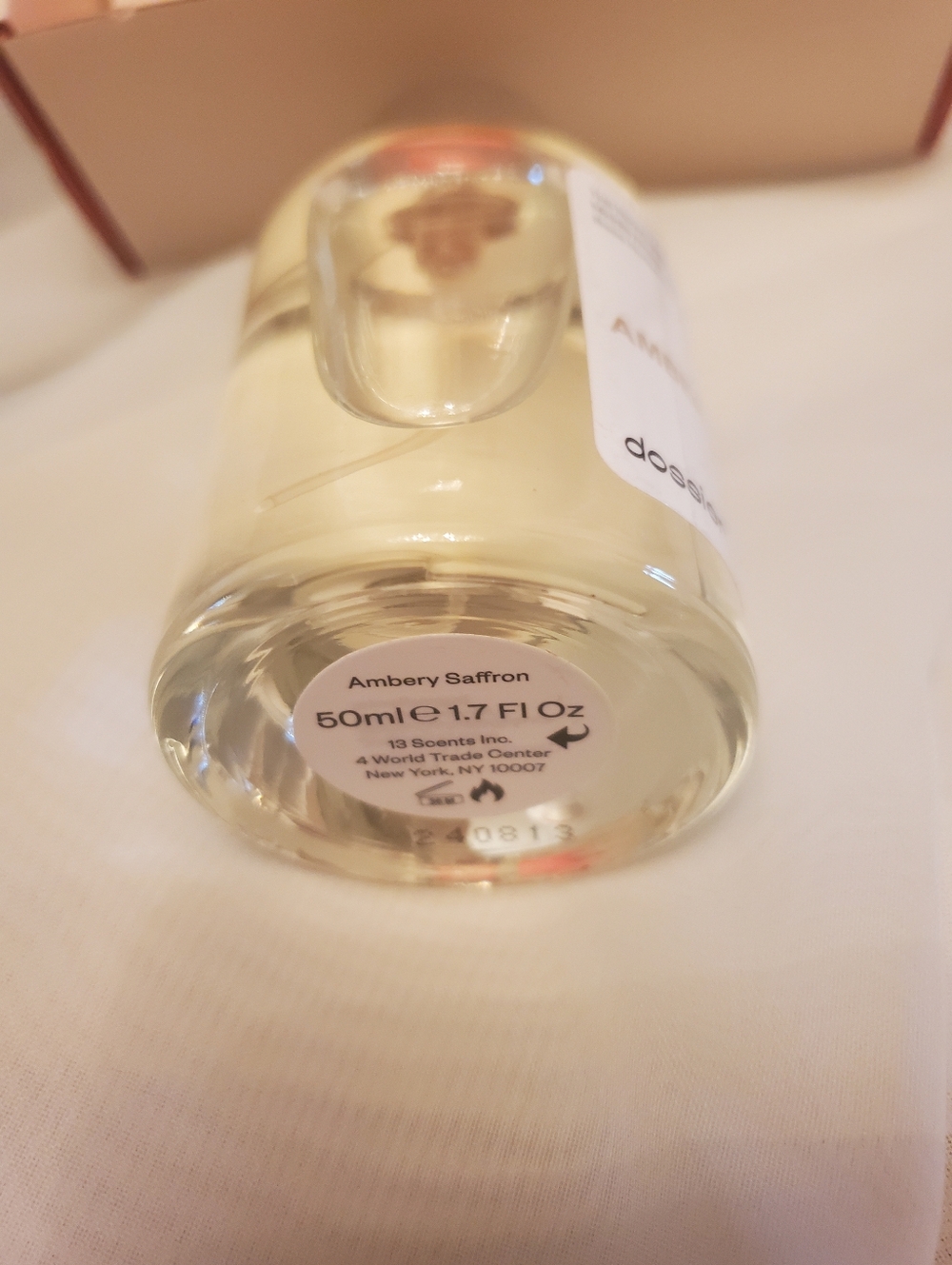 🥂AMERY SAFFRON    BRAND NEW IN BOX - Picture 3 of 4